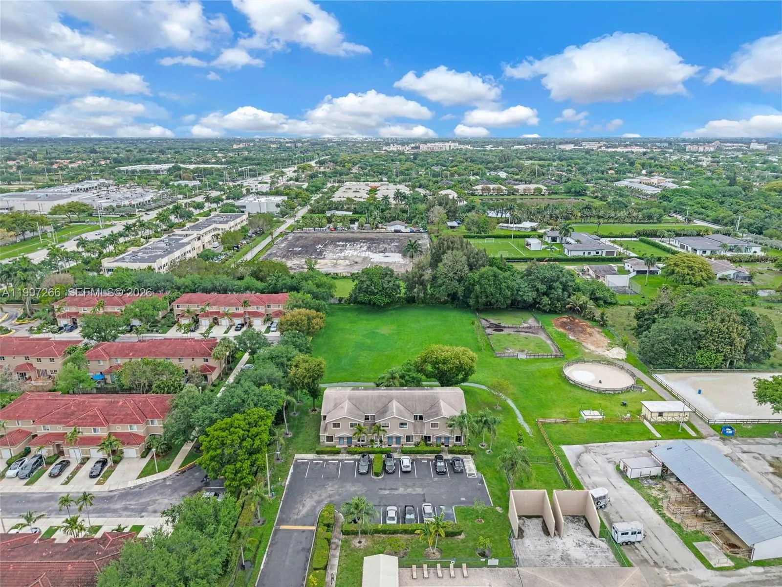 4930 S University Dr 4930, Davie, Florida 33328, Davie, Florida 33328, 3 Bedrooms Bedrooms, ,2 BathroomsBathrooms,Residential Lease,For Rent,4930 S University Dr 4930, Davie, Florida 33328,A11997266