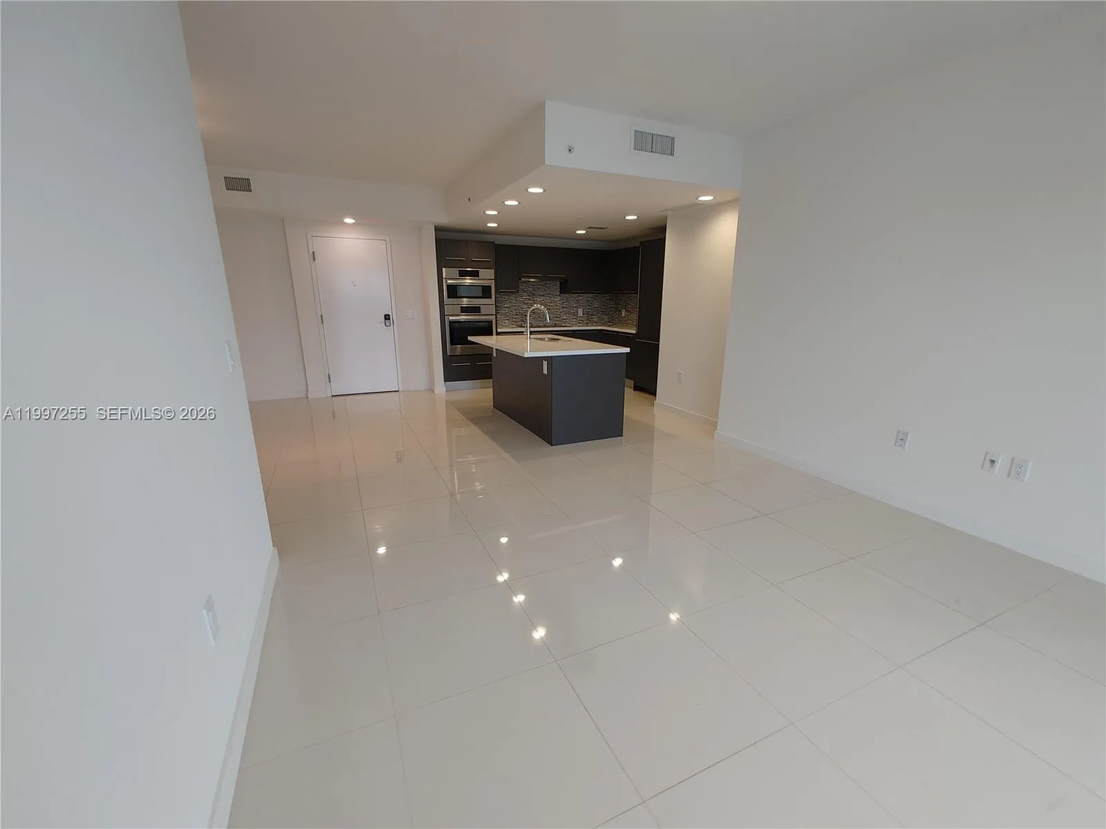 7661 Nw 107th Ave 710, Doral, Florida 33178, Doral, Florida 33178, 2 Bedrooms Bedrooms, ,2 BathroomsBathrooms,Residential Lease,For Rent,7661 Nw 107th Ave 710, Doral, Florida 33178,A11997255