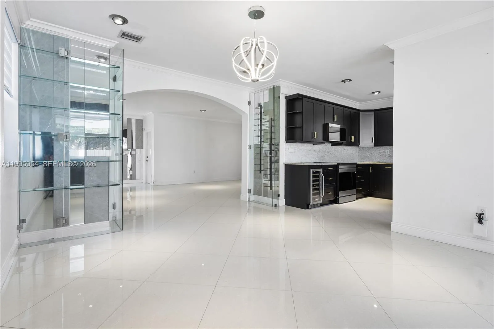 2424 Sw 152nd Path, Miami, Florida 33185, Miami, Florida 33185, 4 Bedrooms Bedrooms, ,2 BathroomsBathrooms,Residential Lease,For Rent,2424 Sw 152nd Path, Miami, Florida 33185,A11995954