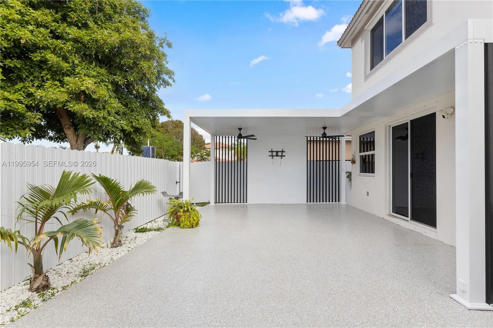 2424 Sw 152nd Path, Miami, Florida 33185, Miami, Florida 33185, 4 Bedrooms Bedrooms, ,2 BathroomsBathrooms,Residential Lease,For Rent,2424 Sw 152nd Path, Miami, Florida 33185,A11995954