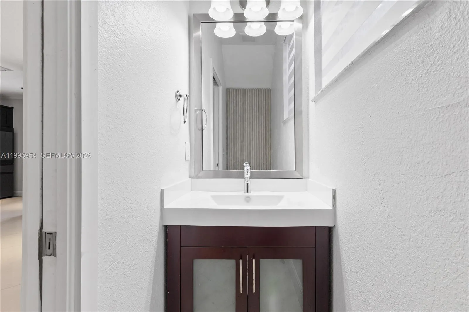 2424 Sw 152nd Path, Miami, Florida 33185, Miami, Florida 33185, 4 Bedrooms Bedrooms, ,2 BathroomsBathrooms,Residential Lease,For Rent,2424 Sw 152nd Path, Miami, Florida 33185,A11995954