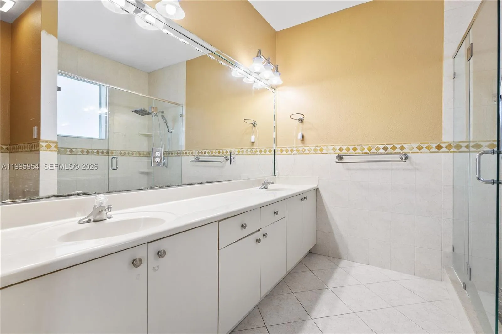 2424 Sw 152nd Path, Miami, Florida 33185, Miami, Florida 33185, 4 Bedrooms Bedrooms, ,2 BathroomsBathrooms,Residential Lease,For Rent,2424 Sw 152nd Path, Miami, Florida 33185,A11995954