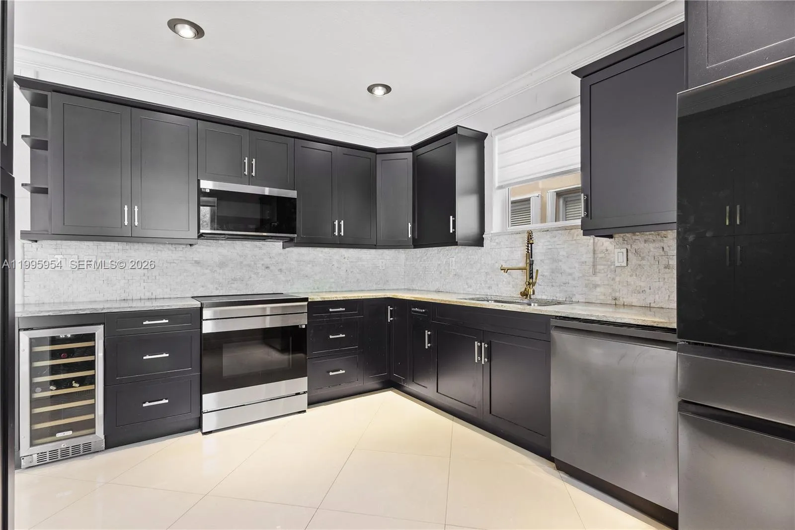 2424 Sw 152nd Path, Miami, Florida 33185, Miami, Florida 33185, 4 Bedrooms Bedrooms, ,2 BathroomsBathrooms,Residential Lease,For Rent,2424 Sw 152nd Path, Miami, Florida 33185,A11995954