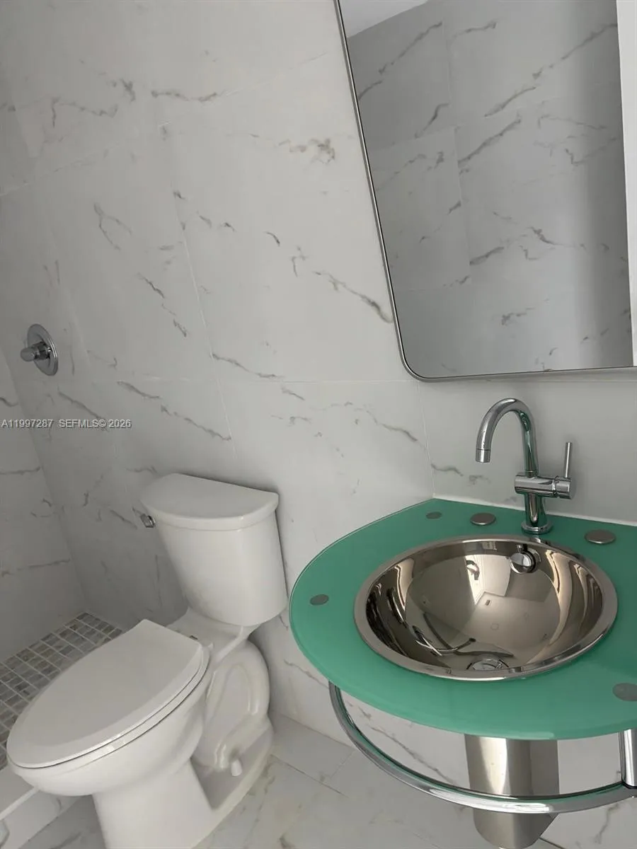 18840 Nw 57th Ave 301, Hialeah, Florida 33015, Hialeah, Florida 33015, 2 Bedrooms Bedrooms, ,2 BathroomsBathrooms,Residential Lease,For Rent,18840 Nw 57th Ave 301, Hialeah, Florida 33015,A11997287