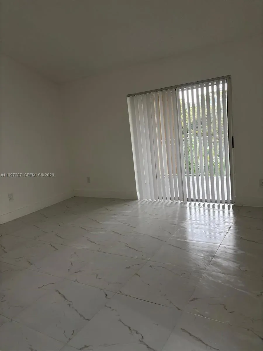 18840 Nw 57th Ave 301, Hialeah, Florida 33015, Hialeah, Florida 33015, 2 Bedrooms Bedrooms, ,2 BathroomsBathrooms,Residential Lease,For Rent,18840 Nw 57th Ave 301, Hialeah, Florida 33015,A11997287