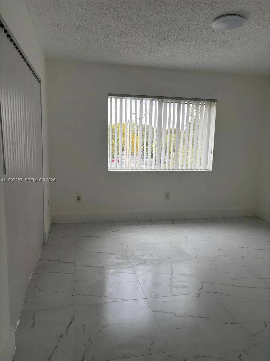 18840 Nw 57th Ave 301, Hialeah, Florida 33015, Hialeah, Florida 33015, 2 Bedrooms Bedrooms, ,2 BathroomsBathrooms,Residential Lease,For Rent,18840 Nw 57th Ave 301, Hialeah, Florida 33015,A11997287