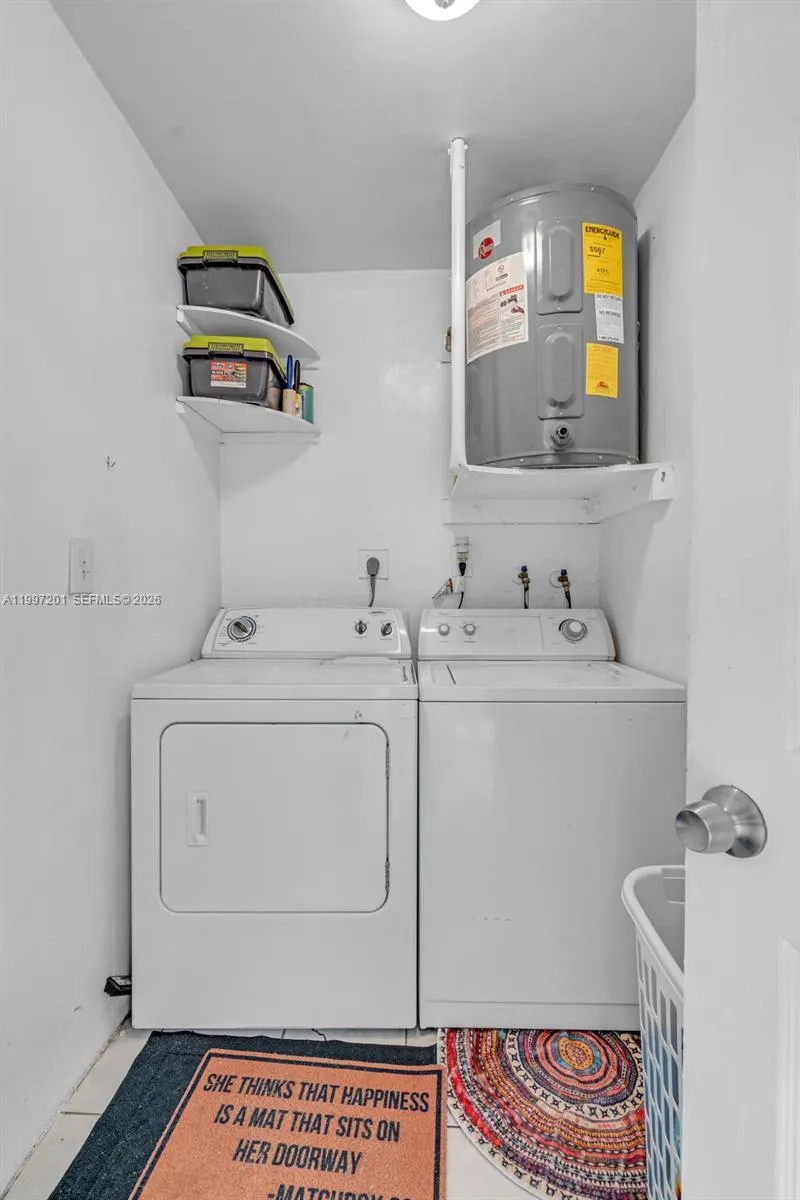 3712 Sw 12th Ct, Fort Lauderdale, Florida 33312, Fort Lauderdale, Florida 33312, ,Residential Income,For Sale,3712 Sw 12th Ct, Fort Lauderdale, Florida 33312,A11997201