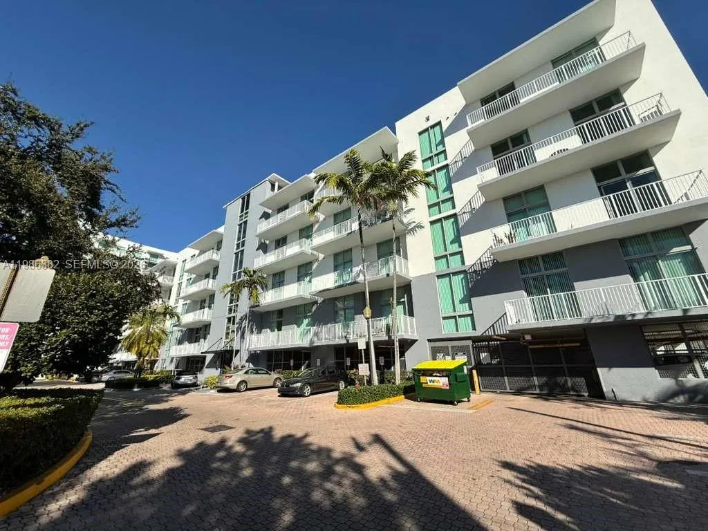 2100 Van Buren St 501, Hollywood, Florida 33020, Hollywood, Florida 33020, ,1 BathroomBathrooms,Residential,For Sale,2100 Van Buren St 501, Hollywood, Florida 33020,A11986382