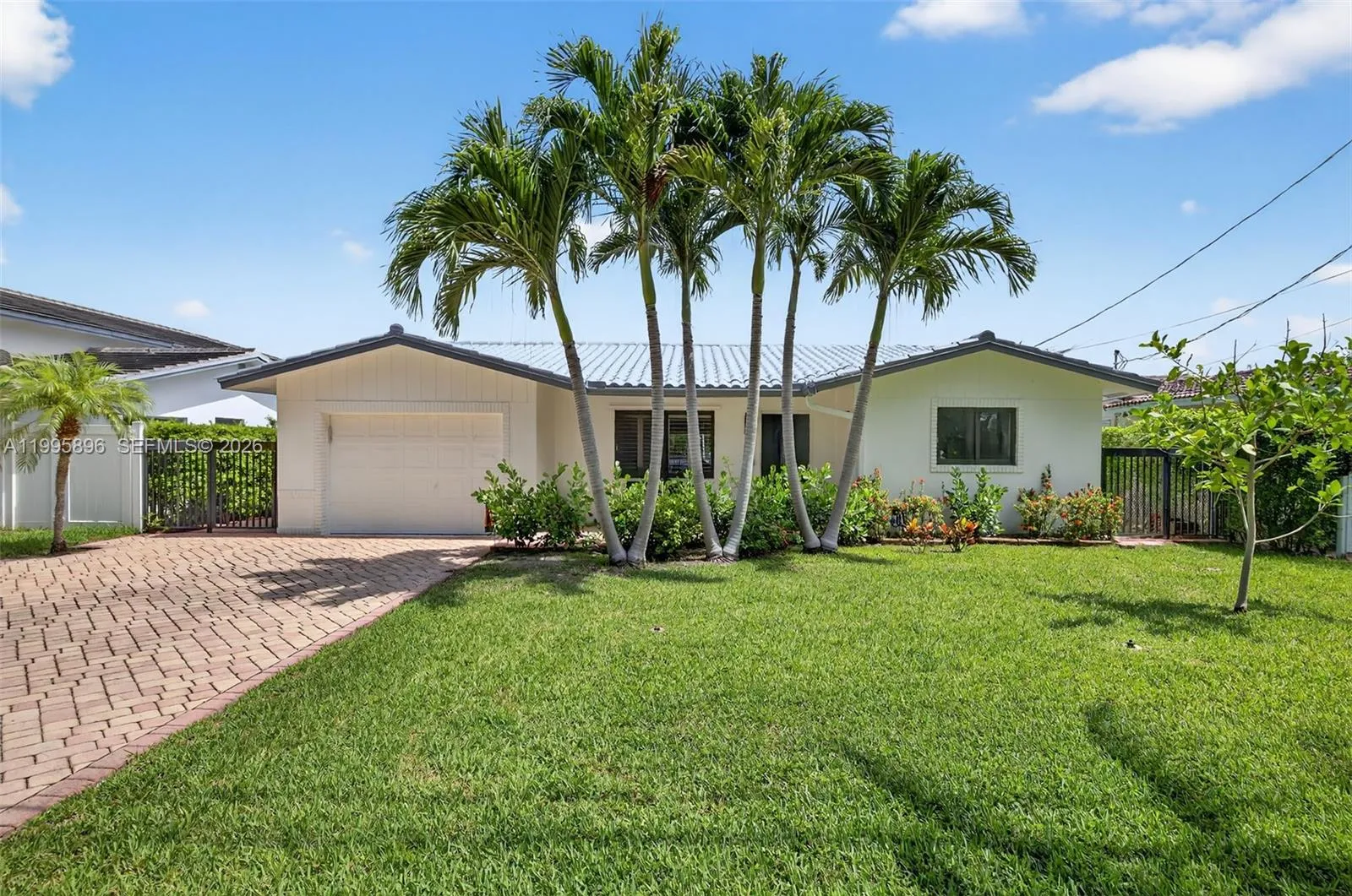 2481 Se 15th St, Pompano Beach, Florida 33062, Pompano Beach, Florida 33062, 3 Bedrooms Bedrooms, ,3 BathroomsBathrooms,Residential,For Sale,2481 Se 15th St, Pompano Beach, Florida 33062,A11995896