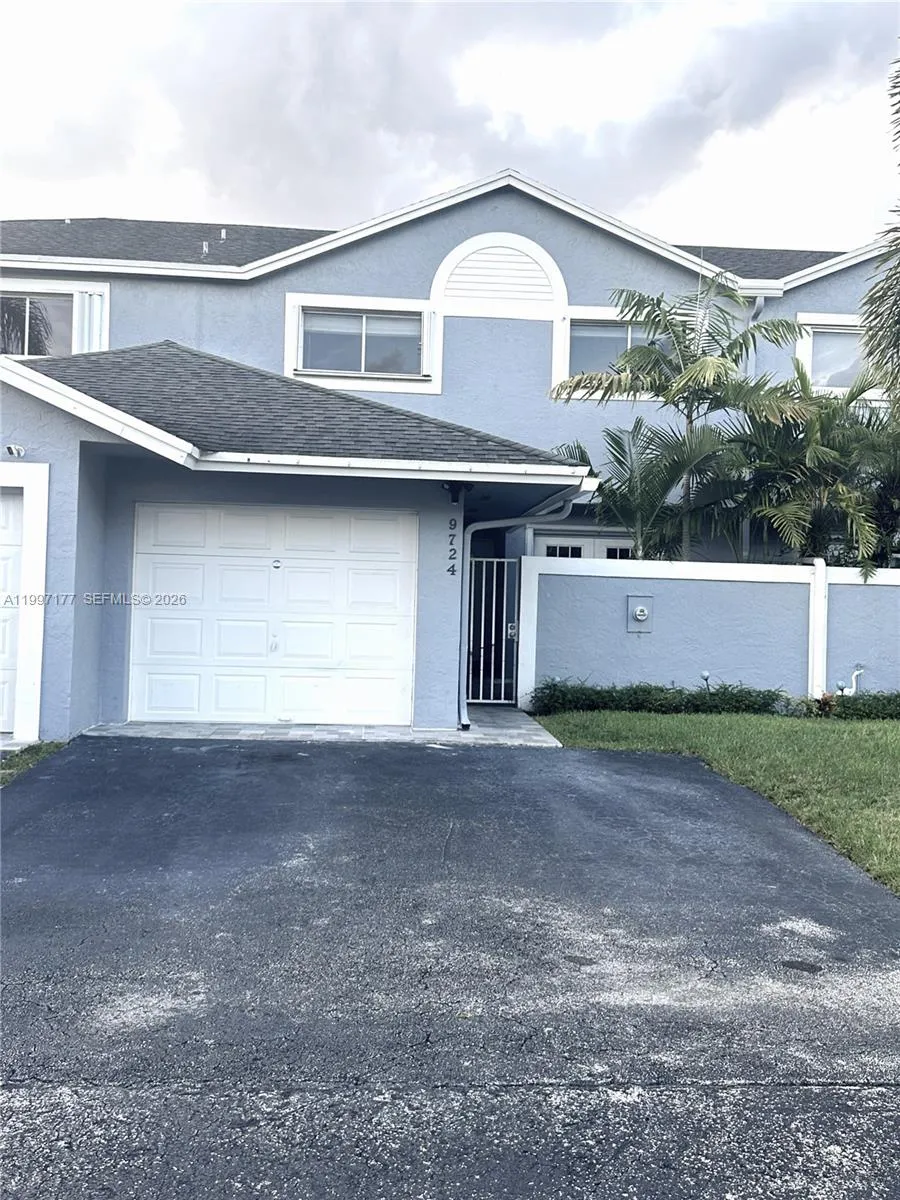 9724 Sw 142 Pl, Miami, Florida 33186, Miami, Florida 33186, 4 Bedrooms Bedrooms, ,3 BathroomsBathrooms,Residential Lease,For Rent,9724 Sw 142 Pl, Miami, Florida 33186,A11997177