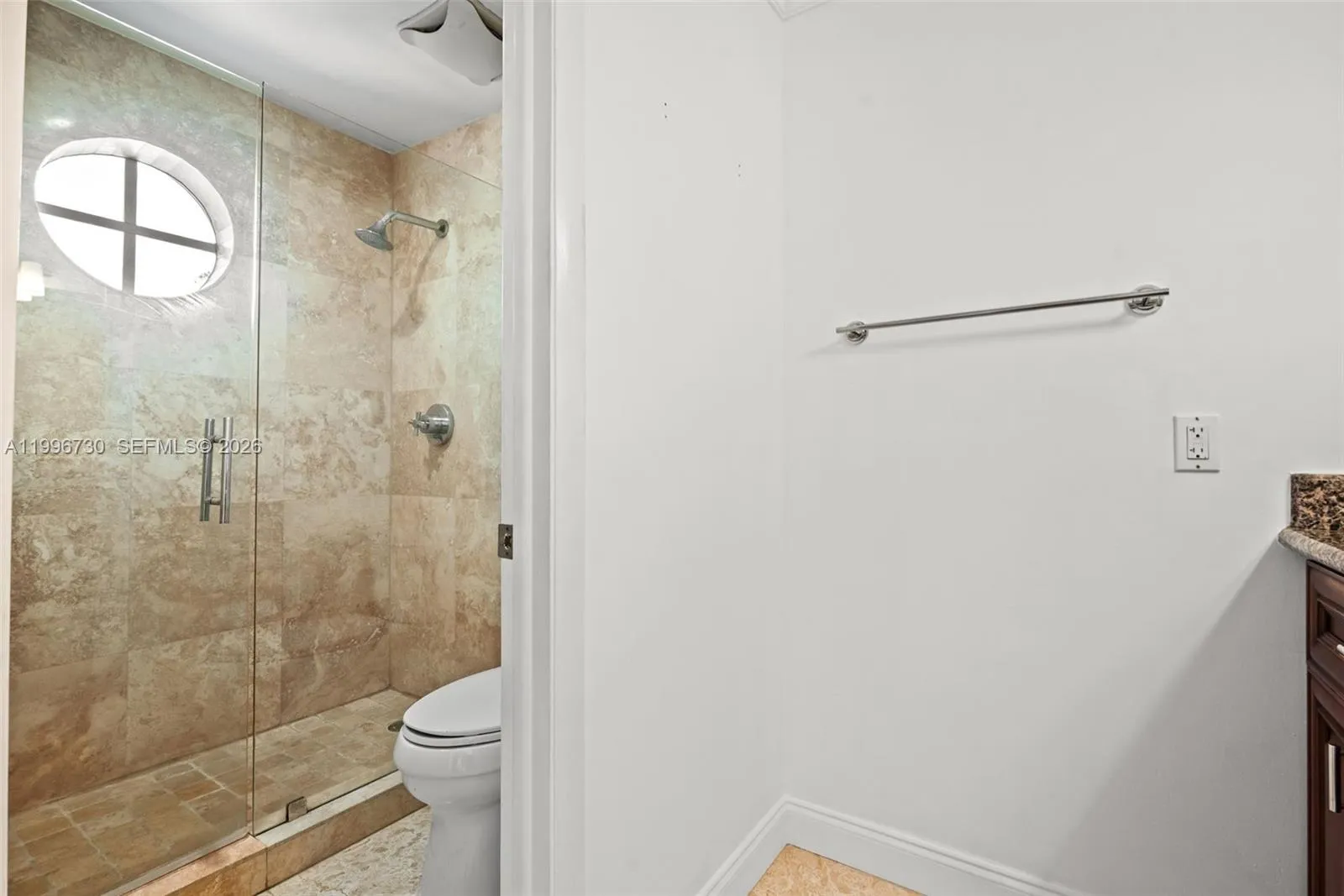 3135 Gifford Ln C, Miami, Florida 33133, Miami, Florida 33133, 3 Bedrooms Bedrooms, ,2 BathroomsBathrooms,Residential,For Sale,3135 Gifford Ln C, Miami, Florida 33133,A11996730