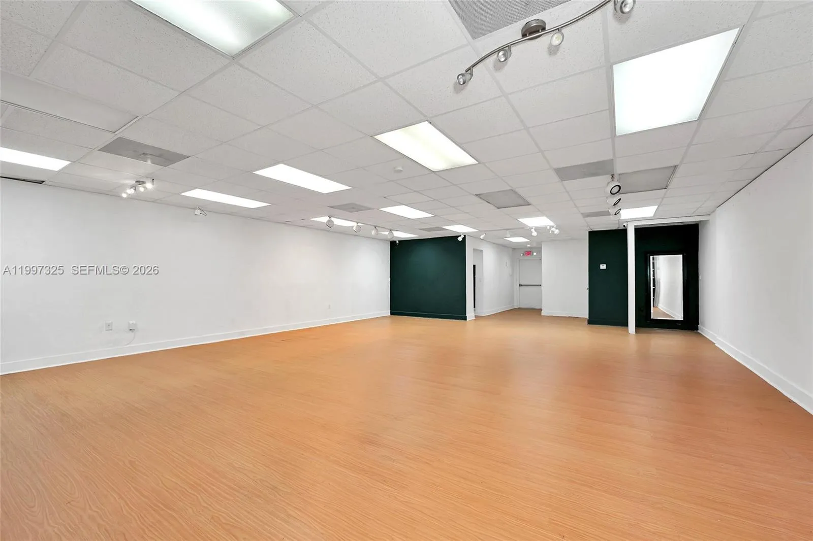 8255 Sw 124th St 8255, Pinecrest, Florida 33156, Pinecrest, Florida 33156, ,Commercial Lease,For Rent,8255 Sw 124th St 8255, Pinecrest, Florida 33156,A11997325