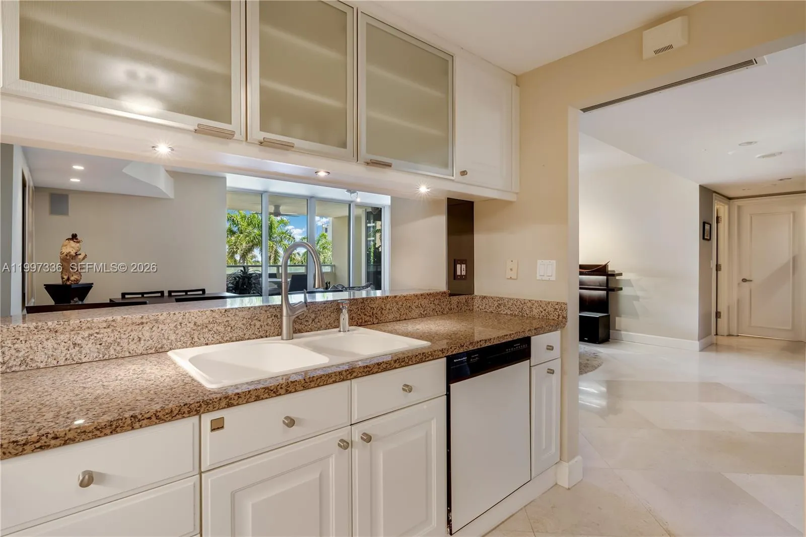 445 Grand Bay Dr 412, Key Biscayne, Florida 33149, Key Biscayne, Florida 33149, 2 Bedrooms Bedrooms, ,2 BathroomsBathrooms,Residential Lease,For Rent,445 Grand Bay Dr 412, Key Biscayne, Florida 33149,A11997336