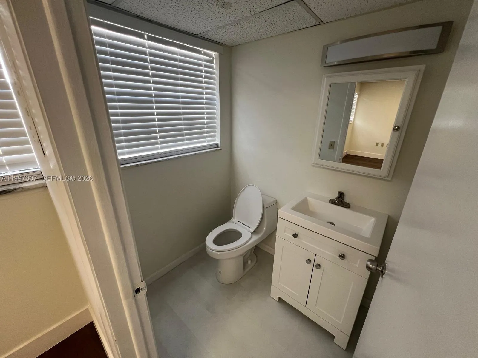 Coral Gables, Florida 33134, ,Commercial Lease,For Rent,A11997337