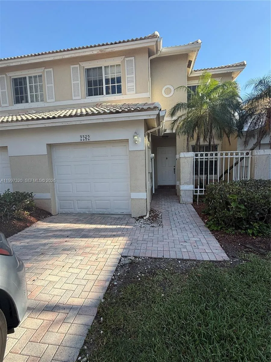 2262 Nw 171st Ter, Pembroke Pines, Florida 33028, Pembroke Pines, Florida 33028, 3 Bedrooms Bedrooms, ,2 BathroomsBathrooms,Residential,For Sale,2262 Nw 171st Ter, Pembroke Pines, Florida 33028,A11997320
