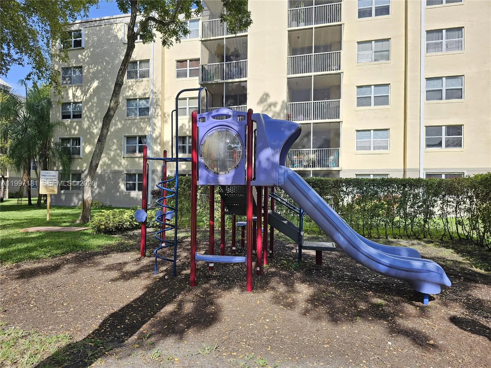 8255 Lake Dr 405, Doral, Florida 33166, Doral, Florida 33166, 1 Bedroom Bedrooms, ,1 BathroomBathrooms,Residential Lease,For Rent,8255 Lake Dr 405, Doral, Florida 33166,A11997181