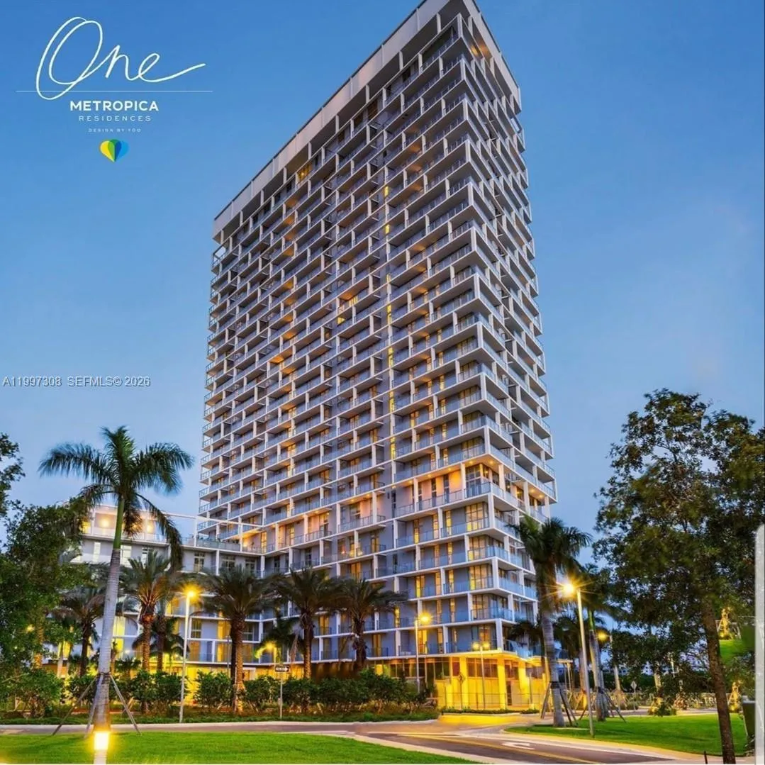 2000 Metropica Way 505, Sunrise, Florida 33323, Sunrise, Florida 33323, 1 Bedroom Bedrooms, 1 Room Rooms,1 BathroomBathrooms,Residential,For Sale,2000 Metropica Way 505, Sunrise, Florida 33323,A11997308