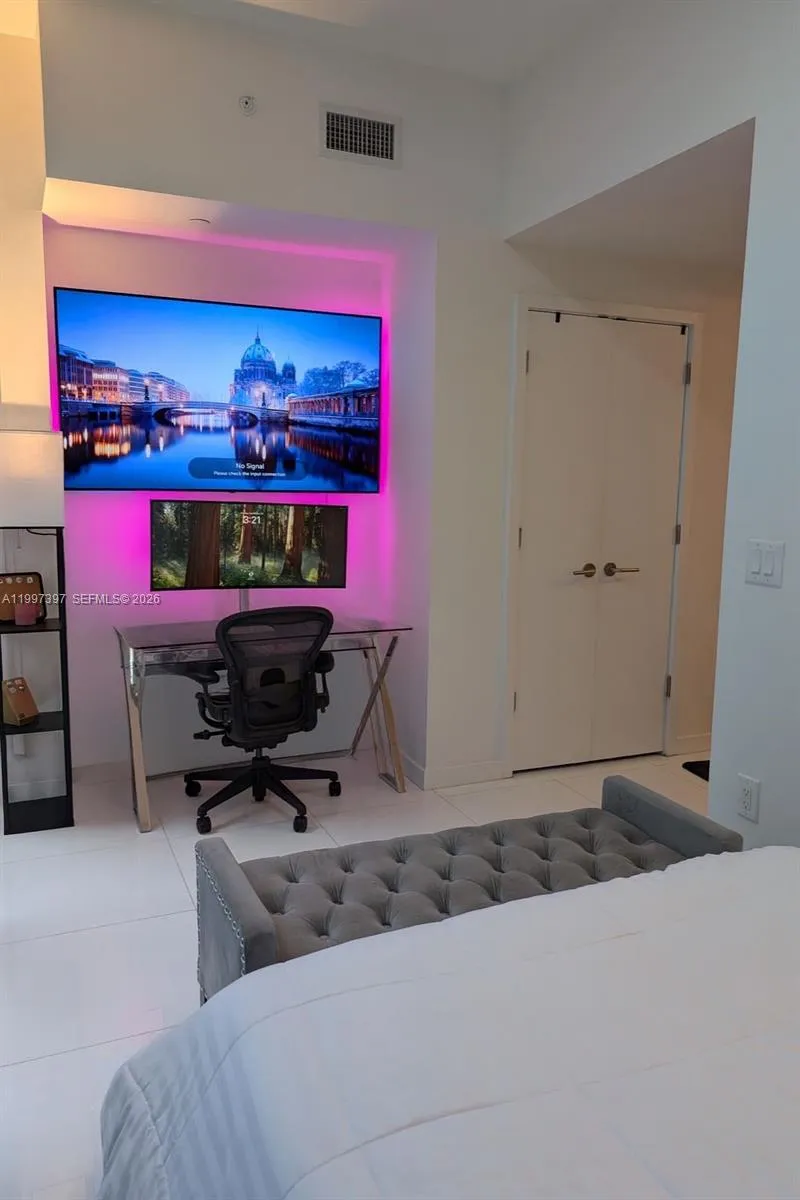 851 Ne 1st Ave 304, Miami, Florida 33132, Miami, Florida 33132, ,1 BathroomBathrooms,Residential Lease,For Rent,851 Ne 1st Ave 304, Miami, Florida 33132,A11997397