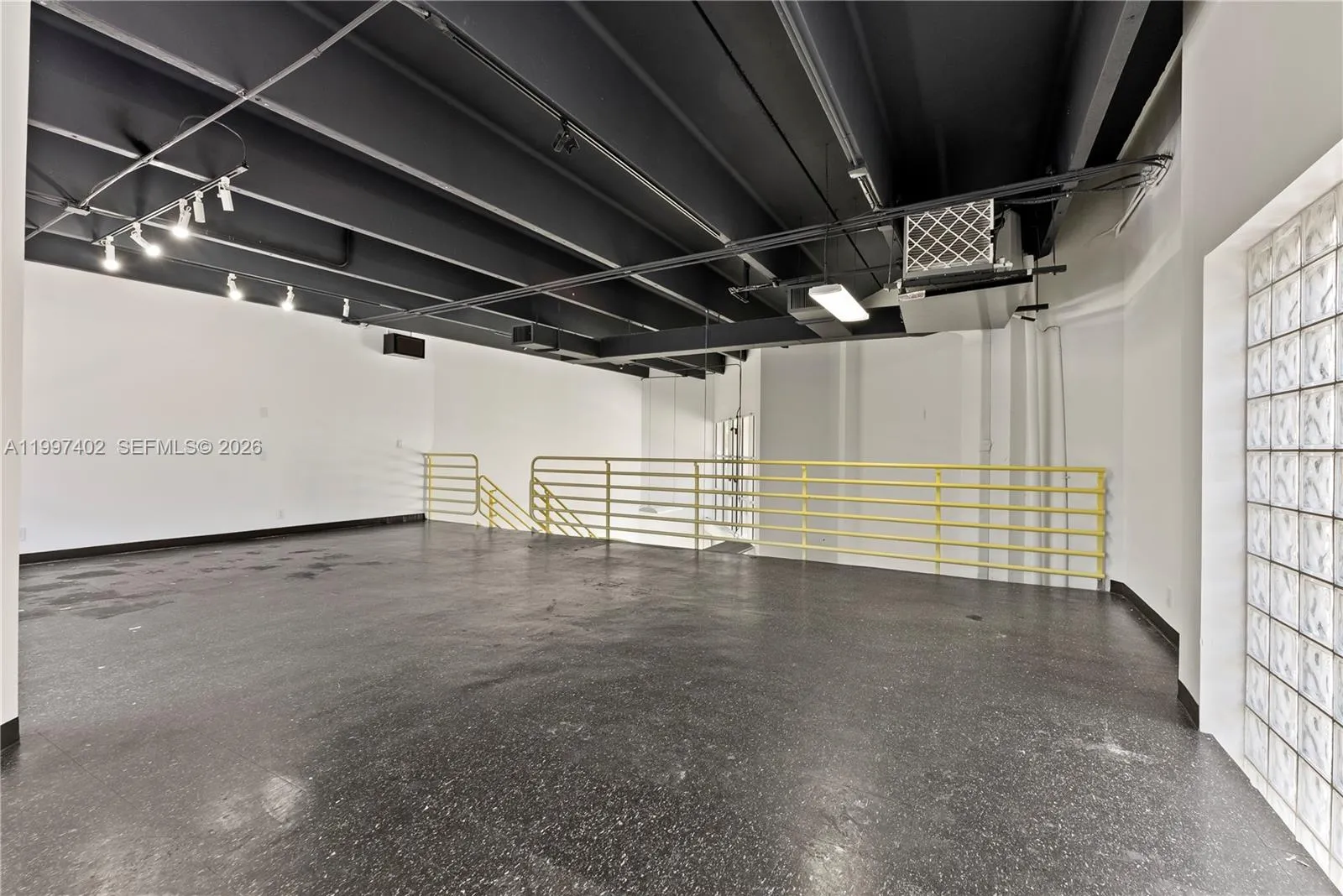 20199 Ne 16th Pl 20199, Miami, Florida 33179, Miami, Florida 33179, ,Commercial Lease,For Rent,20199 Ne 16th Pl 20199, Miami, Florida 33179,A11997402