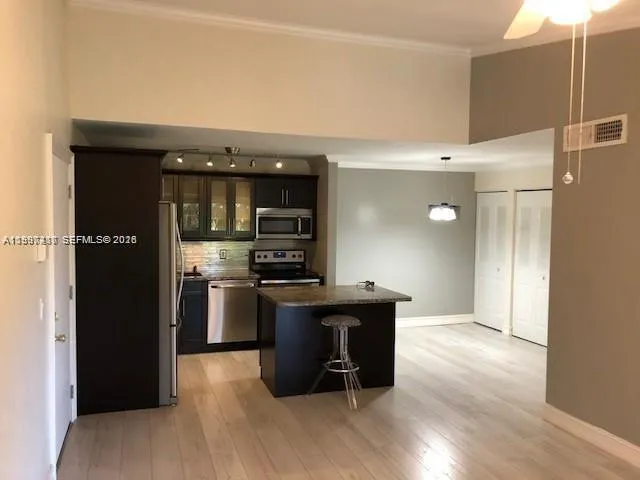10733 Cleary Blvd 304, Plantation, Florida 33324, Plantation, Florida 33324, 2 Bedrooms Bedrooms, ,2 BathroomsBathrooms,Residential Lease,For Rent,10733 Cleary Blvd 304, Plantation, Florida 33324,A11997417