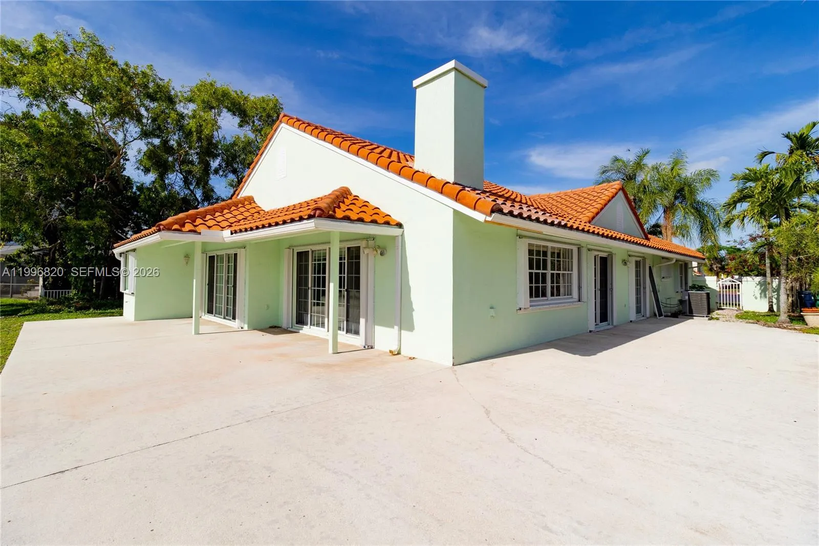 10352 Nw 46th St, Doral, Florida 33178, Doral, Florida 33178, 3 Bedrooms Bedrooms, ,3 BathroomsBathrooms,Residential,For Sale,10352 Nw 46th St, Doral, Florida 33178,A11996820