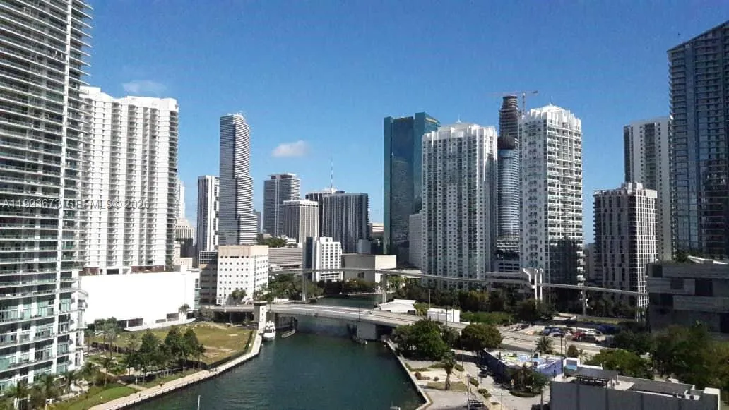 690 Sw 1 Ct 1722, Miami, Florida 33130, Miami, Florida 33130, 1 Bedroom Bedrooms, ,1 BathroomBathrooms,Residential Lease,For Rent,690 Sw 1 Ct 1722, Miami, Florida 33130,A11993673