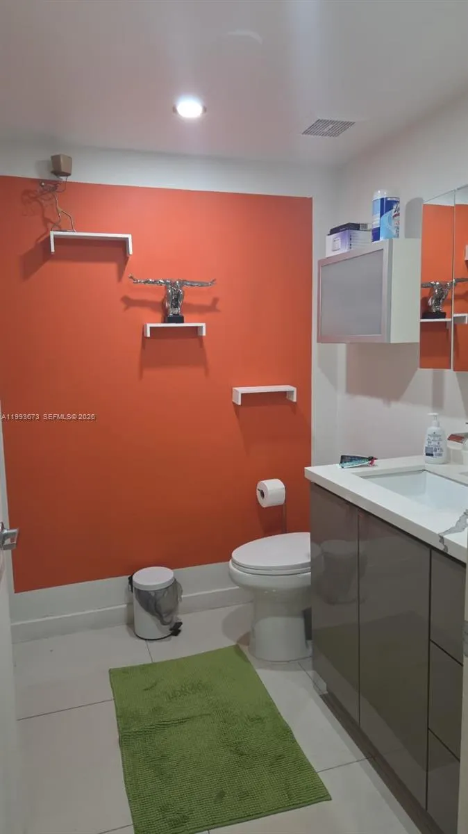 690 Sw 1 Ct 1722, Miami, Florida 33130, Miami, Florida 33130, 1 Bedroom Bedrooms, ,1 BathroomBathrooms,Residential Lease,For Rent,690 Sw 1 Ct 1722, Miami, Florida 33130,A11993673