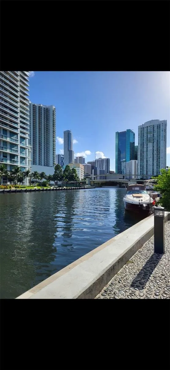 690 Sw 1 Ct 1722, Miami, Florida 33130, Miami, Florida 33130, 1 Bedroom Bedrooms, ,1 BathroomBathrooms,Residential Lease,For Rent,690 Sw 1 Ct 1722, Miami, Florida 33130,A11993673