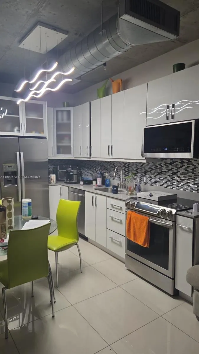 690 Sw 1 Ct 1722, Miami, Florida 33130, Miami, Florida 33130, 1 Bedroom Bedrooms, ,1 BathroomBathrooms,Residential Lease,For Rent,690 Sw 1 Ct 1722, Miami, Florida 33130,A11993673