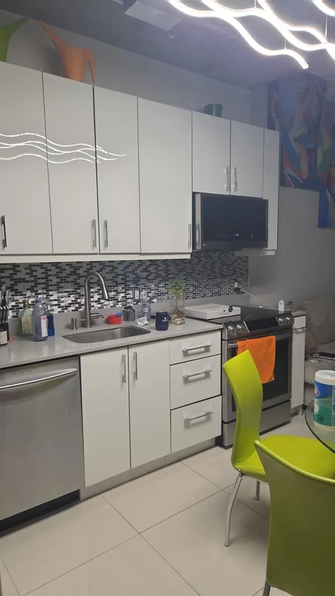 690 Sw 1 Ct 1722, Miami, Florida 33130, Miami, Florida 33130, 1 Bedroom Bedrooms, ,1 BathroomBathrooms,Residential Lease,For Rent,690 Sw 1 Ct 1722, Miami, Florida 33130,A11993673