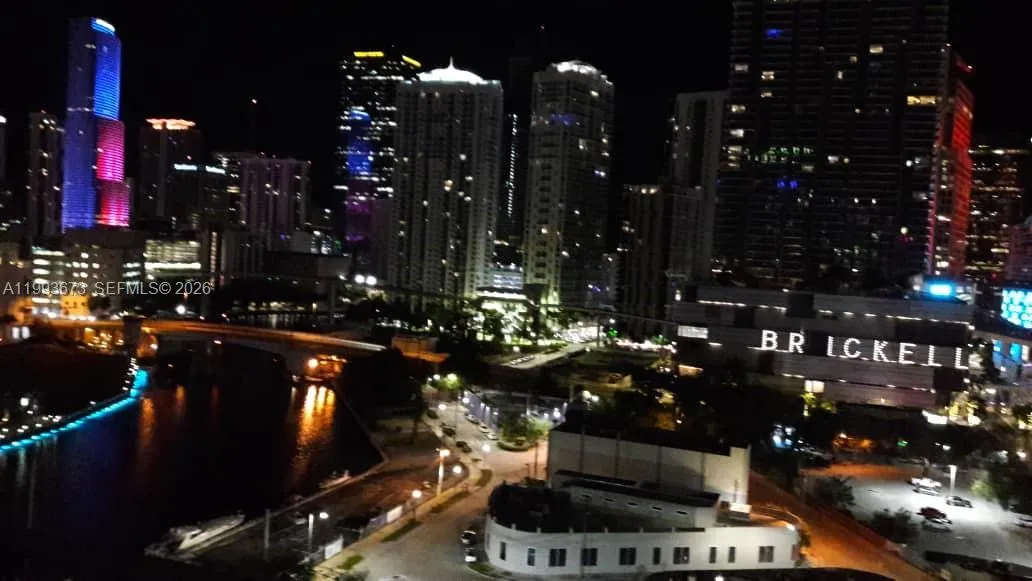690 Sw 1 Ct 1722, Miami, Florida 33130, Miami, Florida 33130, 1 Bedroom Bedrooms, ,1 BathroomBathrooms,Residential Lease,For Rent,690 Sw 1 Ct 1722, Miami, Florida 33130,A11993673