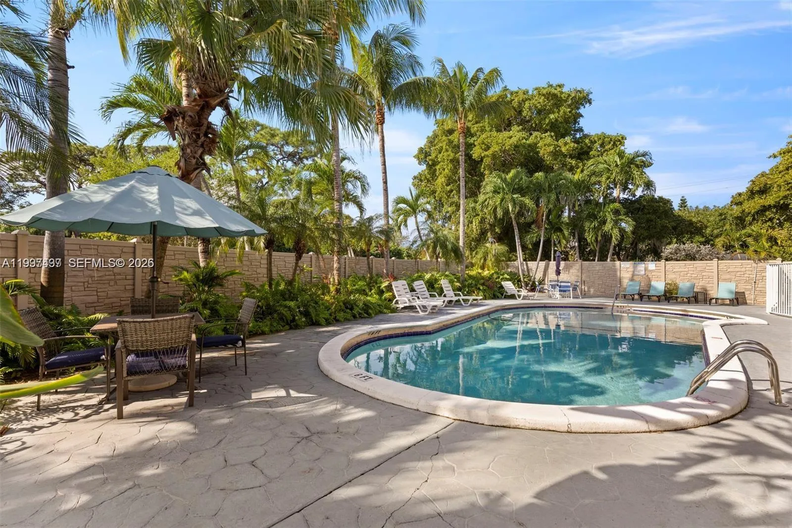 1125 Ne 16th Pl 212, Fort Lauderdale, Florida 3330, Fort Lauderdale, Florida 33305, 2 Bedrooms Bedrooms, ,1 BathroomBathrooms,Residential,For Sale,1125 Ne 16th Pl 212, Fort Lauderdale, Florida 3330,A11997437