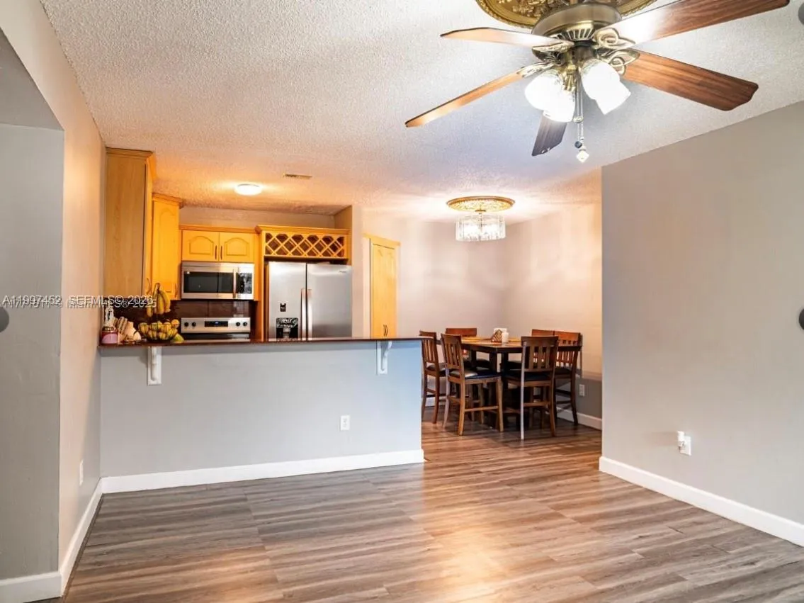 6545 W 27th Ct 24-47, Hialeah, Florida 33016, Hialeah, Florida 33016, 3 Bedrooms Bedrooms, ,2 BathroomsBathrooms,Residential Lease,For Rent,6545 W 27th Ct 24-47, Hialeah, Florida 33016,A11997452