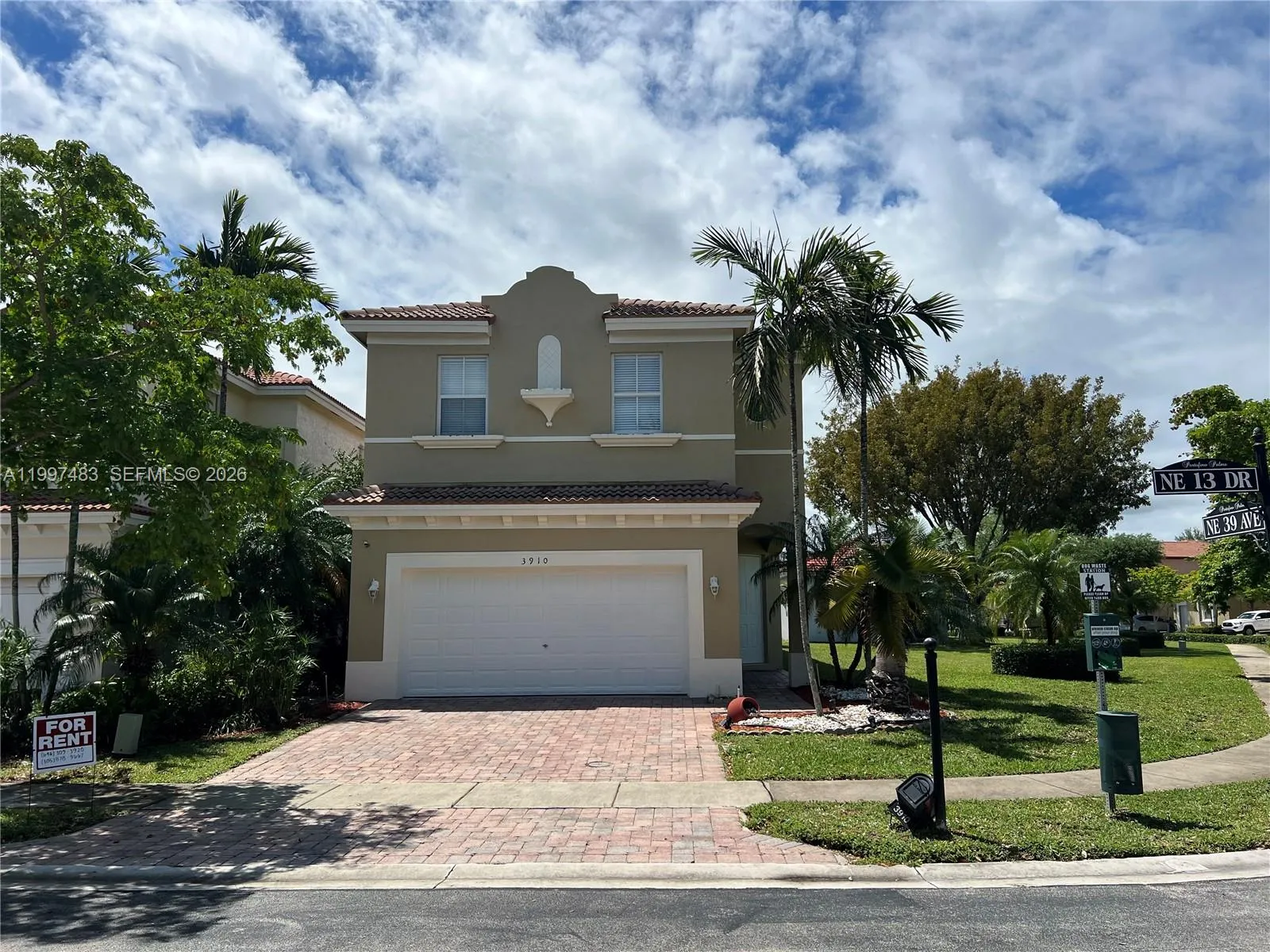 3910 Ne 13th Dr 2, Homestead, Florida 33033, Homestead, Florida 33033, 3 Bedrooms Bedrooms, ,2 BathroomsBathrooms,Residential Lease,For Rent,3910 Ne 13th Dr 2, Homestead, Florida 33033,A11997483