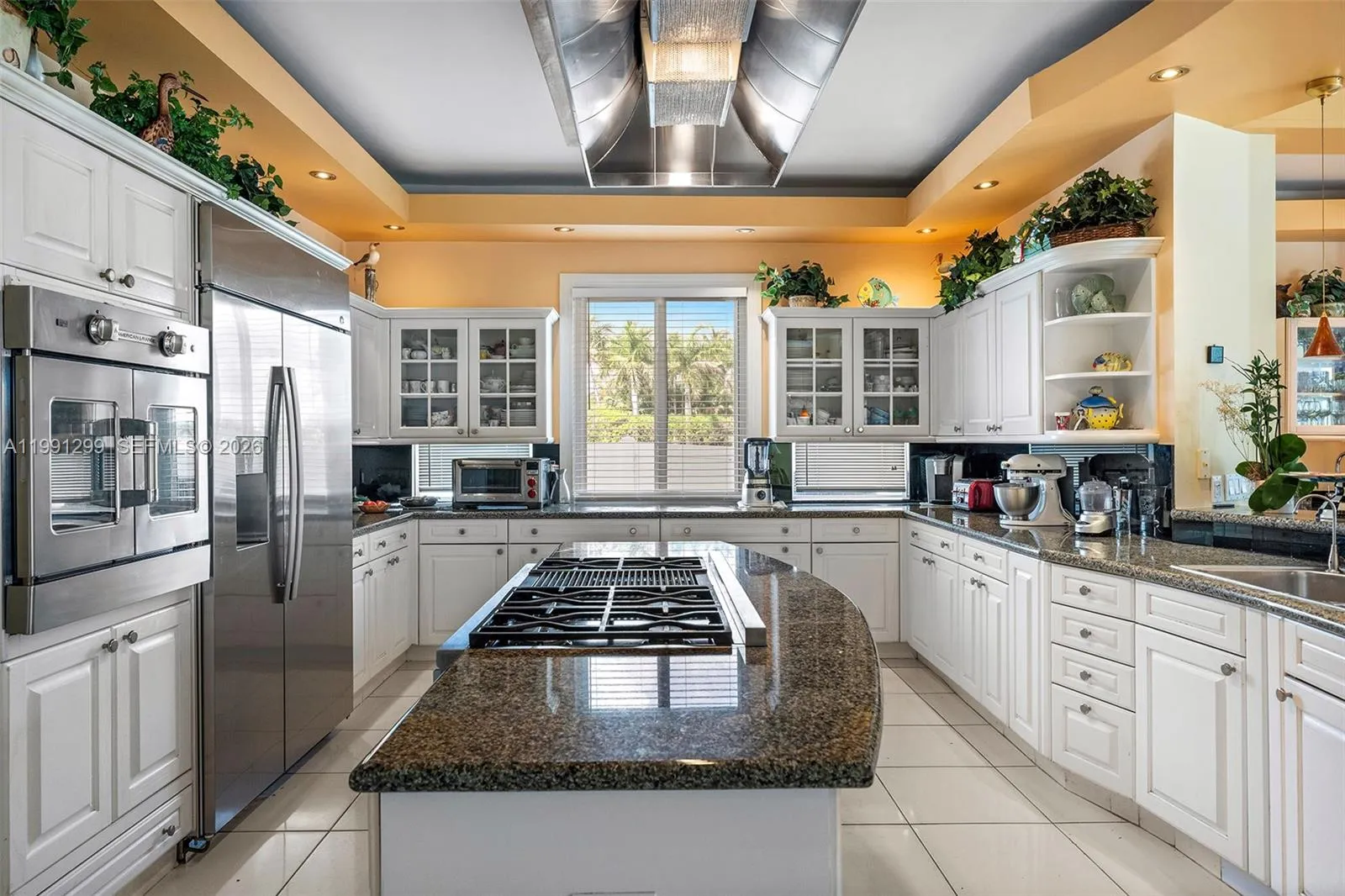 Hollywood, Florida 33019, Hollywood, Florida 33019, 6 Bedrooms Bedrooms, ,5 BathroomsBathrooms,Residential,For Sale, Hollywood, Florida 33019,A11991299