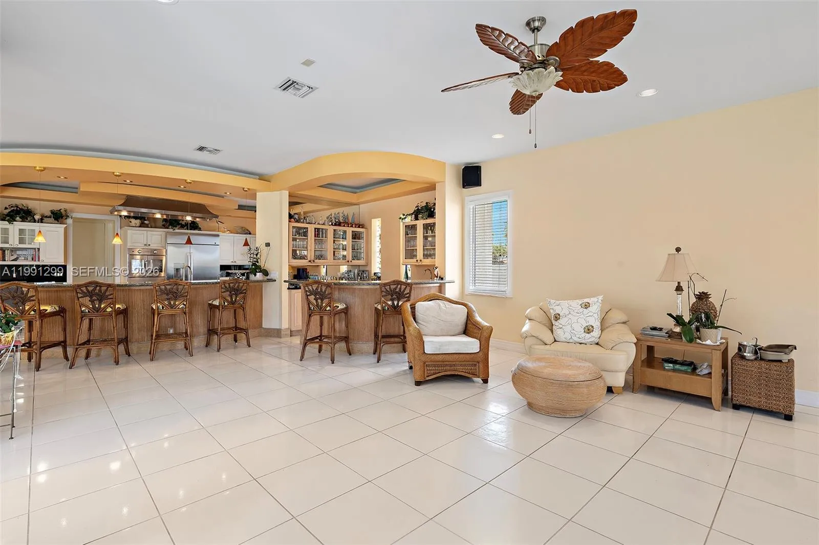 Hollywood, Florida 33019, Hollywood, Florida 33019, 6 Bedrooms Bedrooms, ,5 BathroomsBathrooms,Residential,For Sale, Hollywood, Florida 33019,A11991299