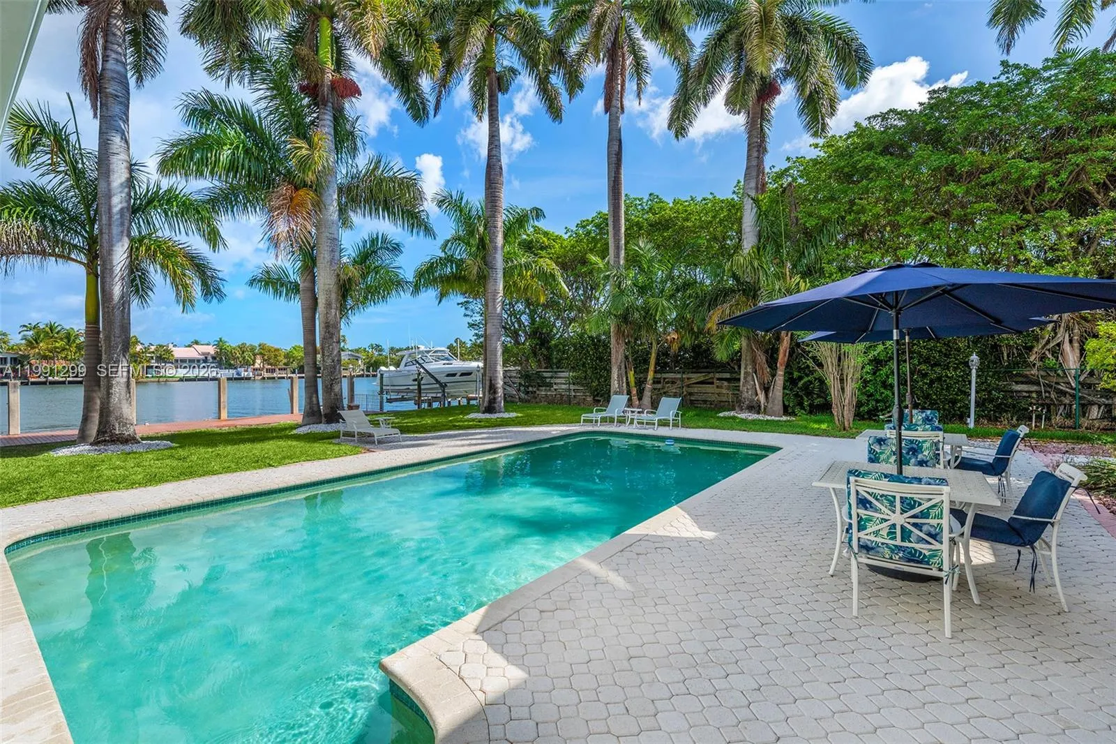 Hollywood, Florida 33019, Hollywood, Florida 33019, 6 Bedrooms Bedrooms, ,5 BathroomsBathrooms,Residential,For Sale, Hollywood, Florida 33019,A11991299
