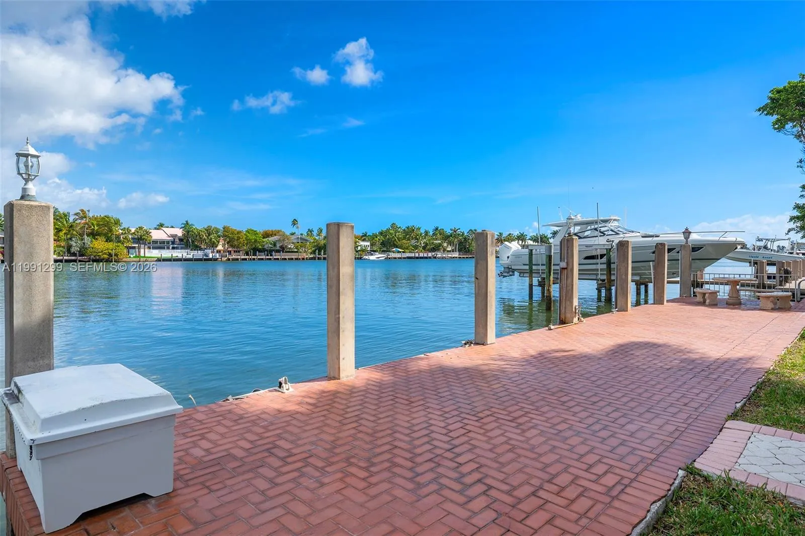 Hollywood, Florida 33019, Hollywood, Florida 33019, 6 Bedrooms Bedrooms, ,5 BathroomsBathrooms,Residential,For Sale, Hollywood, Florida 33019,A11991299