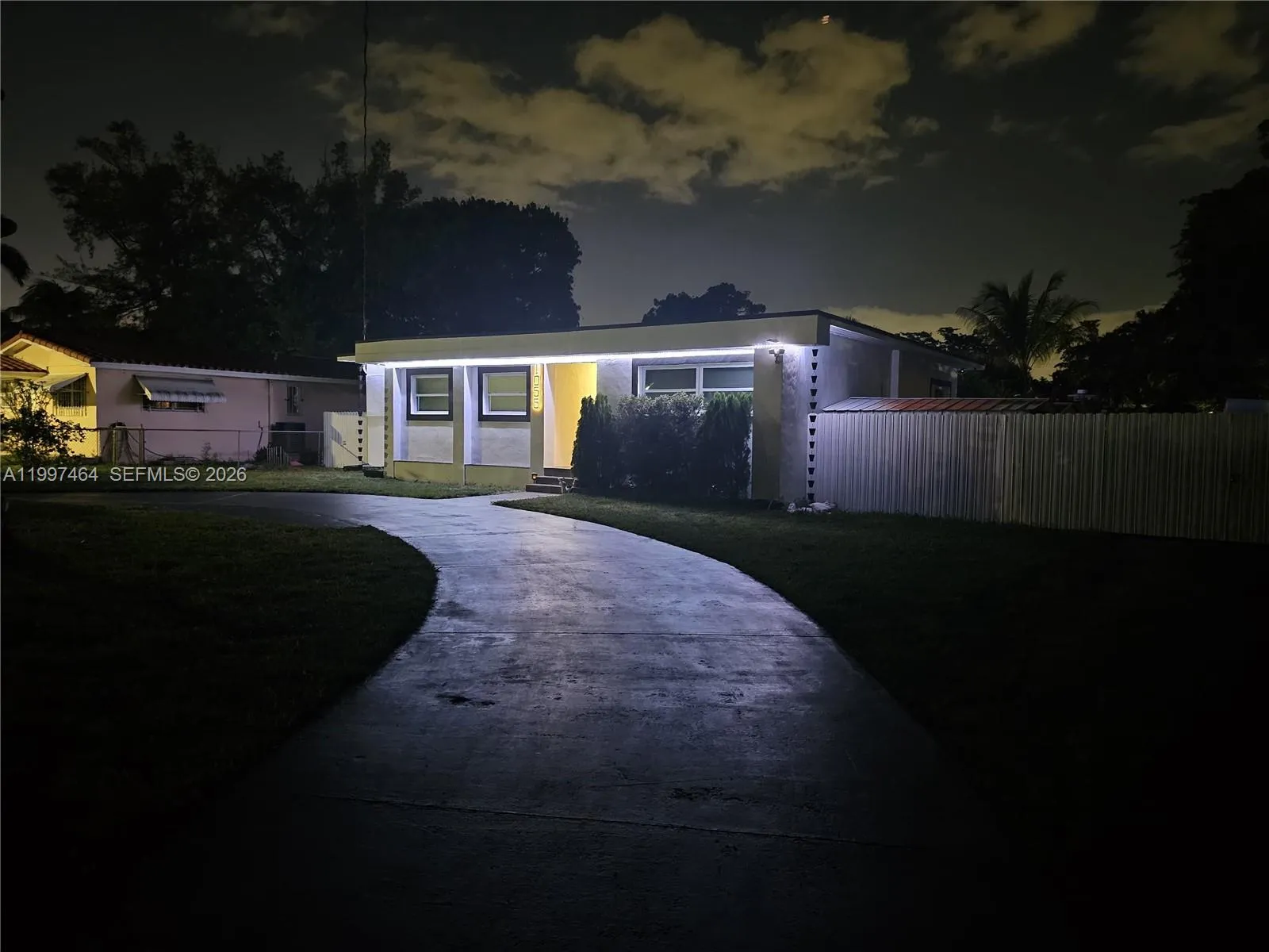 1055 Ne 144th St, North Miami, Florida 33161, North Miami, Florida 33161, 3 Bedrooms Bedrooms, ,3 BathroomsBathrooms,Residential,For Sale,1055 Ne 144th St, North Miami, Florida 33161,A11997464