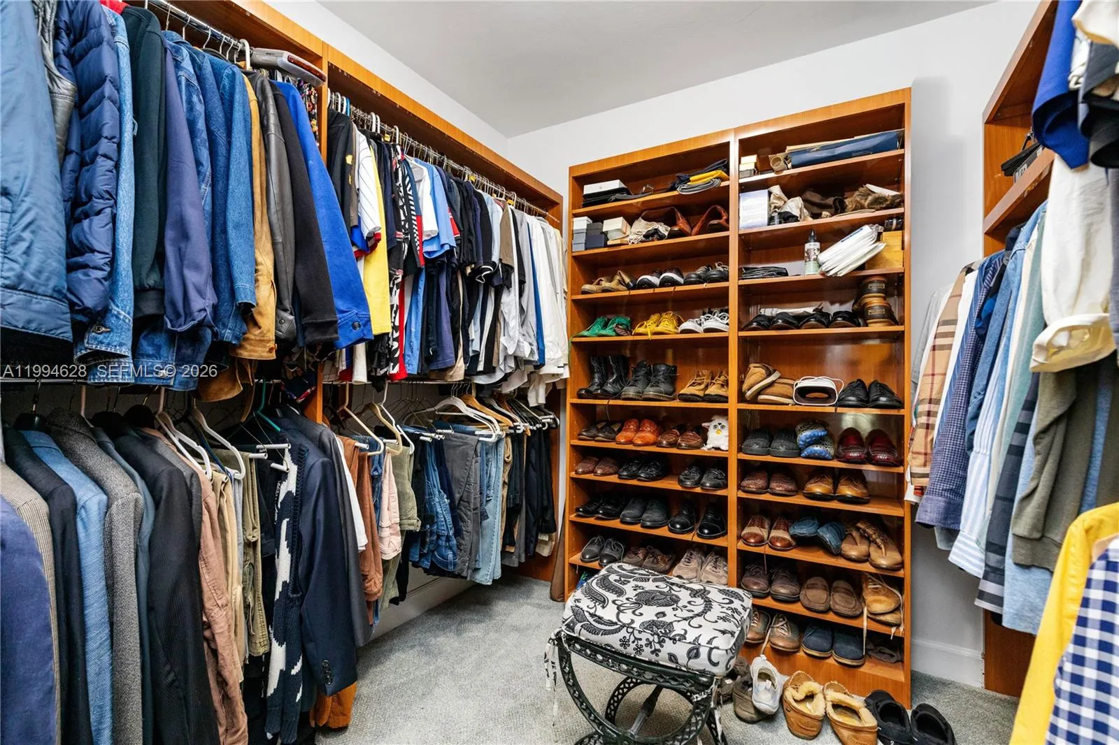 20251 W Oak Haven Cir, Miami, Florida 33179, Miami, Florida 33179, 5 Bedrooms Bedrooms, ,5 BathroomsBathrooms,Residential,For Sale,20251 W Oak Haven Cir, Miami, Florida 33179,A11994628