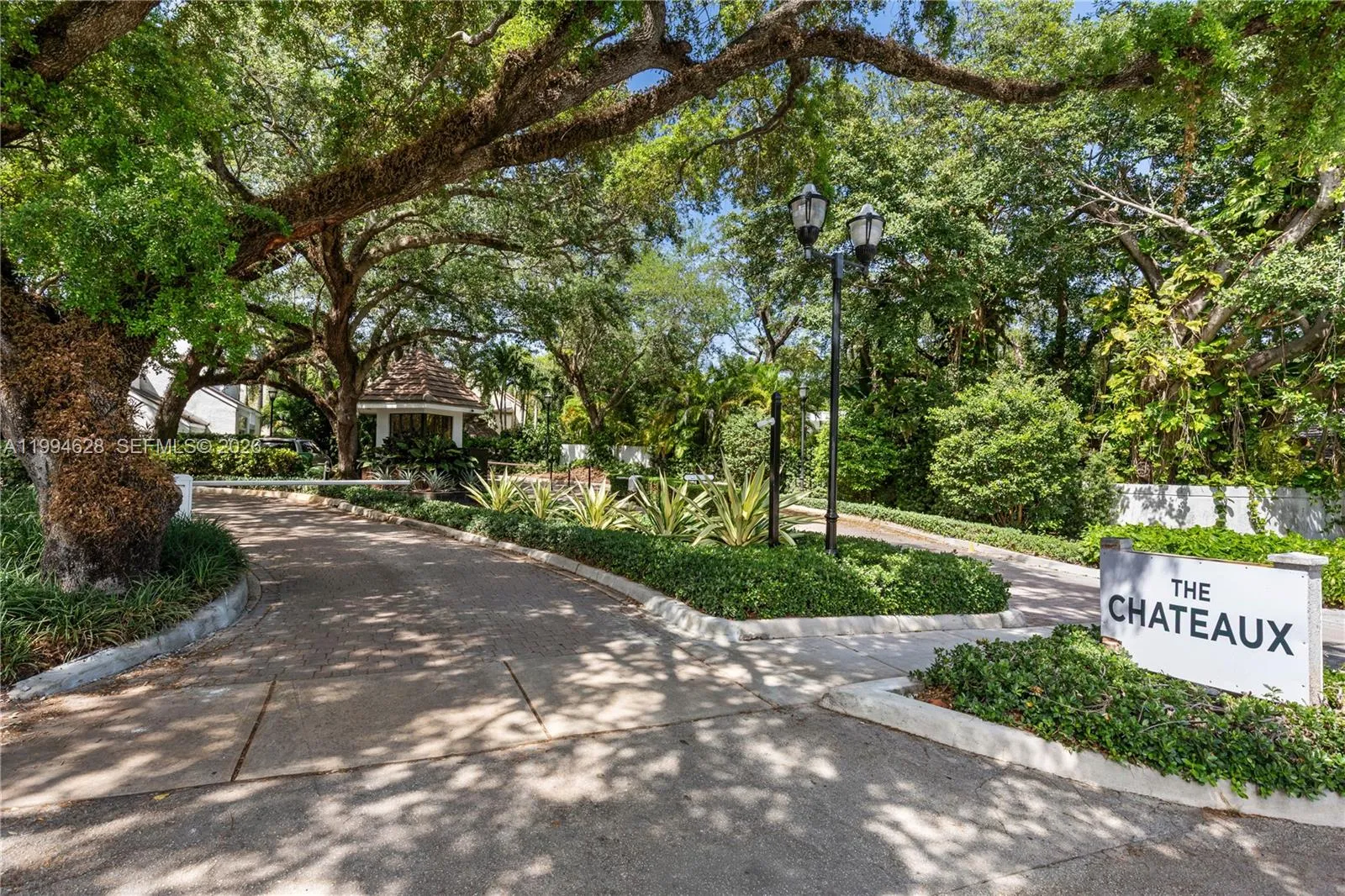 20251 W Oak Haven Cir, Miami, Florida 33179, Miami, Florida 33179, 5 Bedrooms Bedrooms, ,5 BathroomsBathrooms,Residential,For Sale,20251 W Oak Haven Cir, Miami, Florida 33179,A11994628