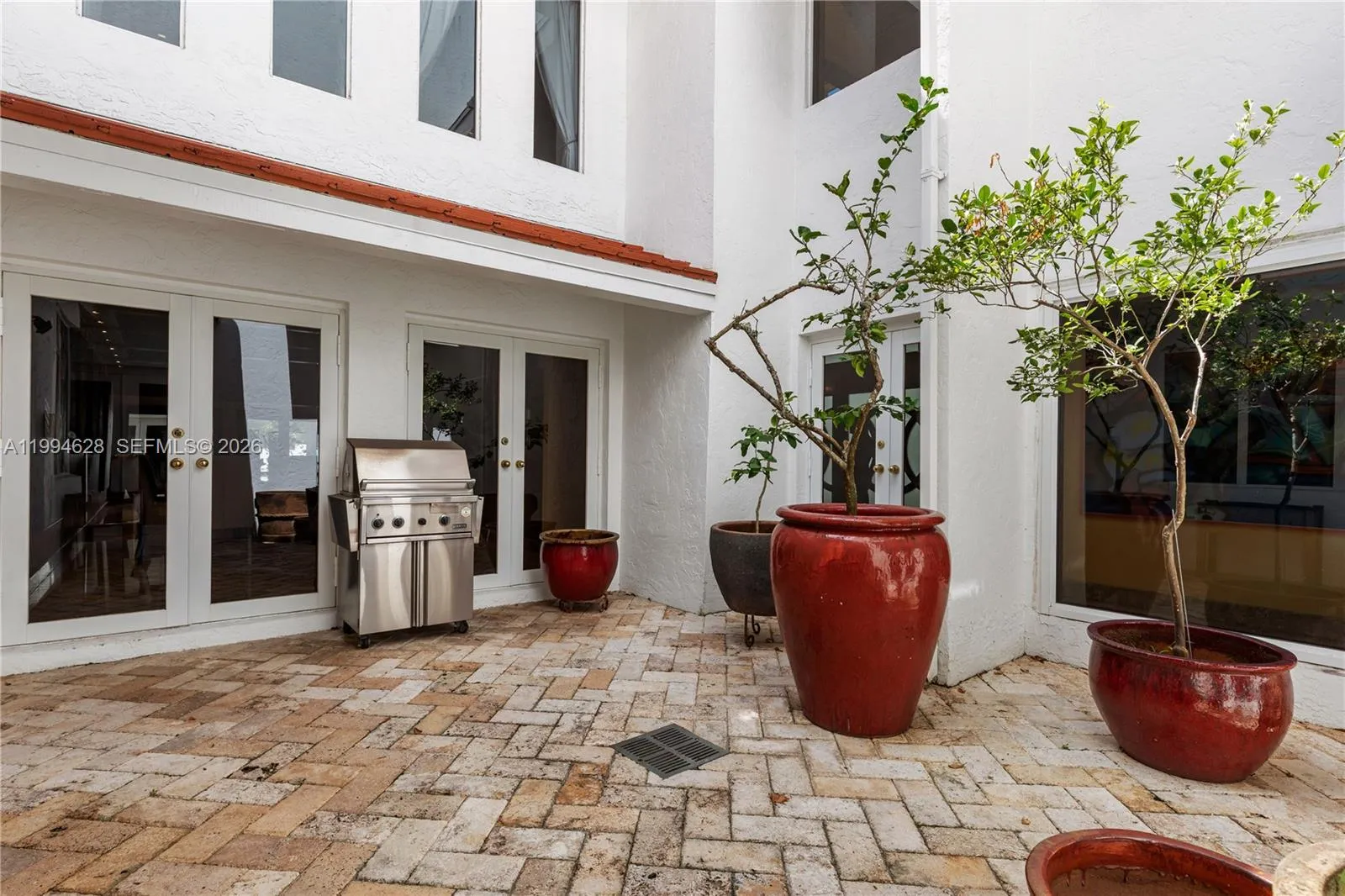 20251 W Oak Haven Cir, Miami, Florida 33179, Miami, Florida 33179, 5 Bedrooms Bedrooms, ,5 BathroomsBathrooms,Residential,For Sale,20251 W Oak Haven Cir, Miami, Florida 33179,A11994628