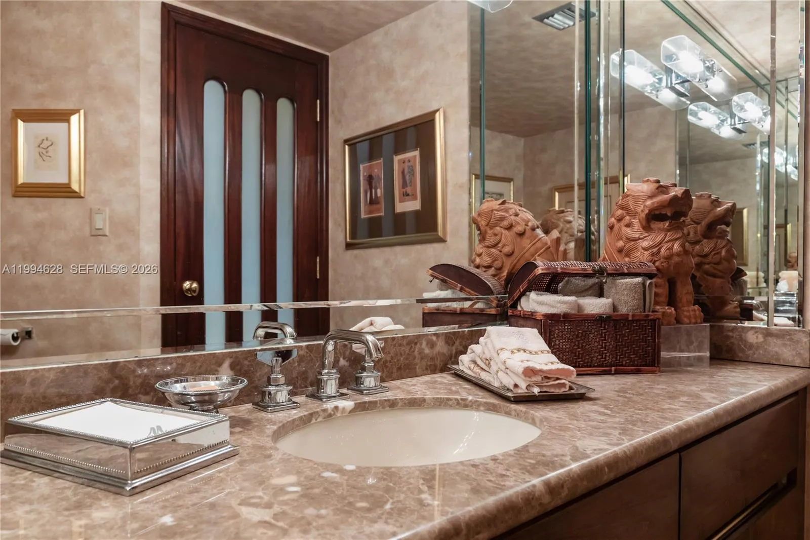 20251 W Oak Haven Cir, Miami, Florida 33179, Miami, Florida 33179, 5 Bedrooms Bedrooms, ,5 BathroomsBathrooms,Residential,For Sale,20251 W Oak Haven Cir, Miami, Florida 33179,A11994628