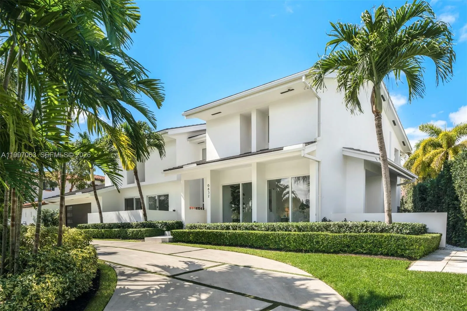 6832 Sunrise Ct 0, Coral Gables, Florida 33133, Coral Gables, Florida 33133, 5 Bedrooms Bedrooms, ,6 BathroomsBathrooms,Residential Lease,For Rent,6832 Sunrise Ct 0, Coral Gables, Florida 33133,A11997063
