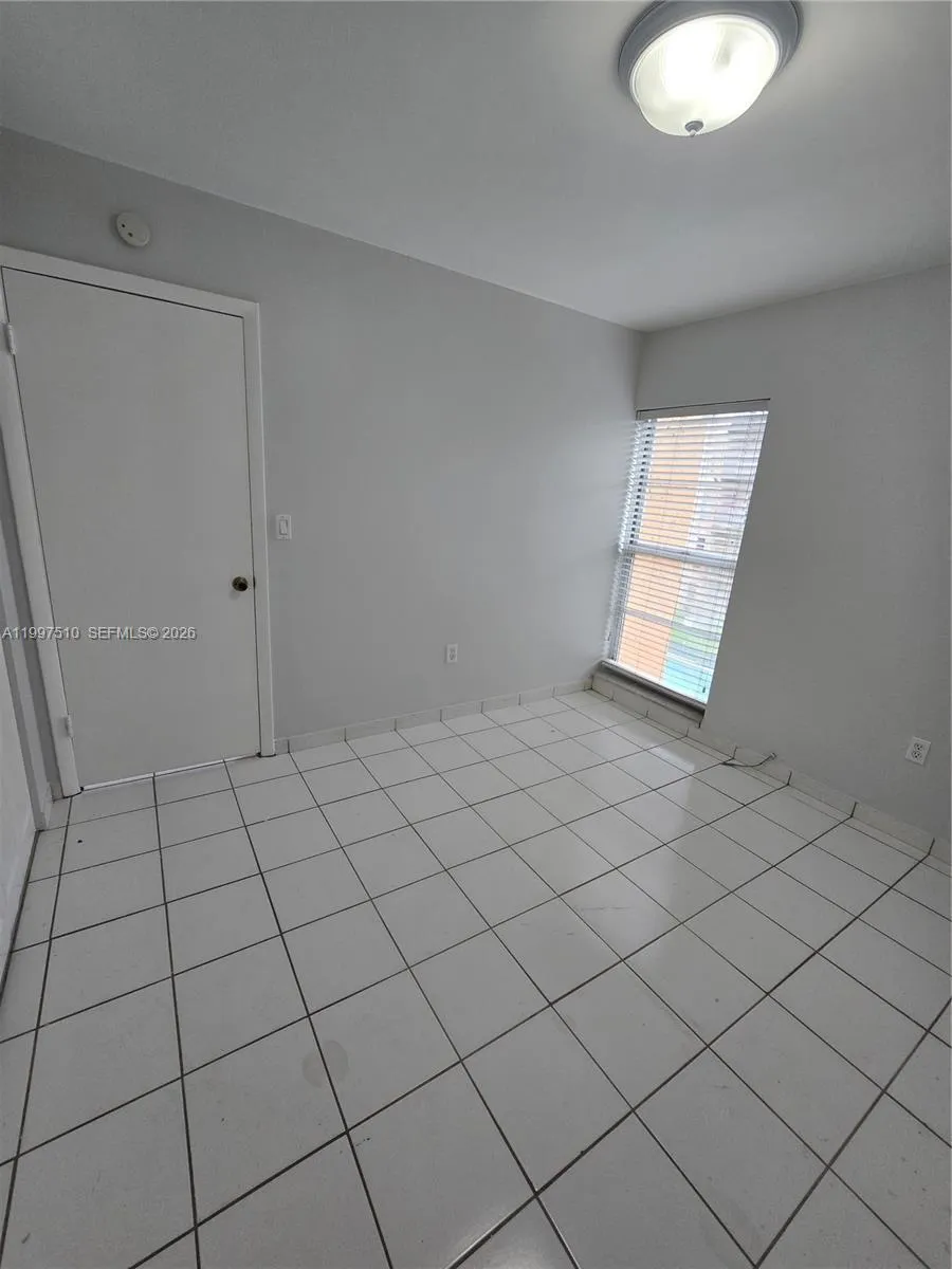 4845 Nw 7th St 309-5, Miami, Florida 33126, Miami, Florida 33126, 2 Bedrooms Bedrooms, ,2 BathroomsBathrooms,Residential Lease,For Rent,4845 Nw 7th St 309-5, Miami, Florida 33126,A11997510