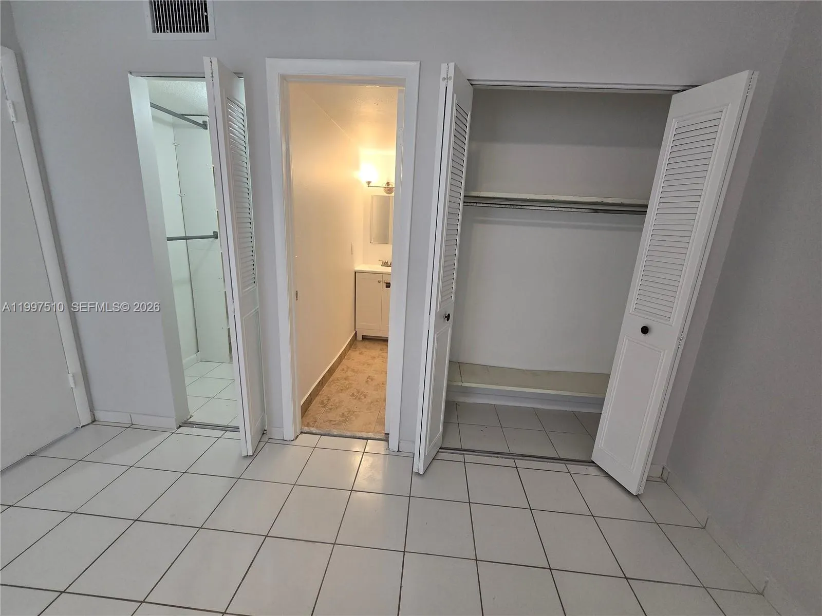 4845 Nw 7th St 309-5, Miami, Florida 33126, Miami, Florida 33126, 2 Bedrooms Bedrooms, ,2 BathroomsBathrooms,Residential Lease,For Rent,4845 Nw 7th St 309-5, Miami, Florida 33126,A11997510