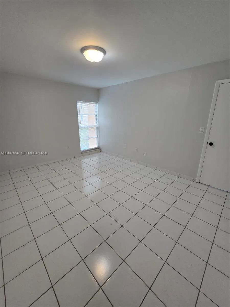 4845 Nw 7th St 309-5, Miami, Florida 33126, Miami, Florida 33126, 2 Bedrooms Bedrooms, ,2 BathroomsBathrooms,Residential Lease,For Rent,4845 Nw 7th St 309-5, Miami, Florida 33126,A11997510