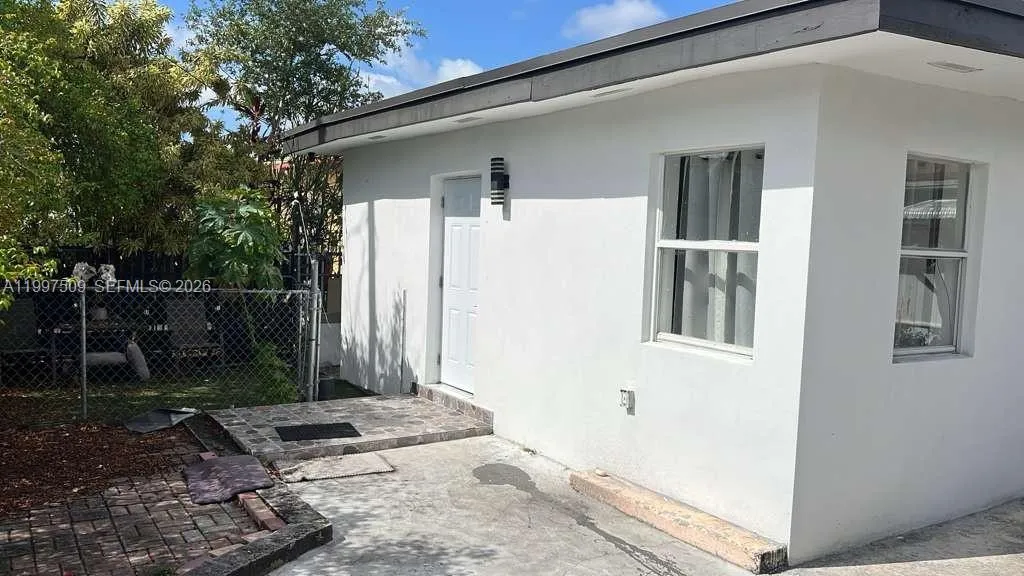 2456 Nw 28th St, Miami, Florida 33142, Miami, Florida 33142, ,Residential Income,For Sale,2456 Nw 28th St, Miami, Florida 33142,A11997509