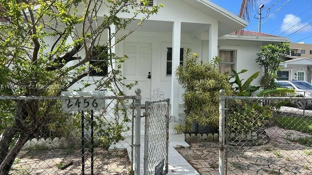 2456 Nw 28th St, Miami, Florida 33142, Miami, Florida 33142, ,Residential Income,For Sale,2456 Nw 28th St, Miami, Florida 33142,A11997509