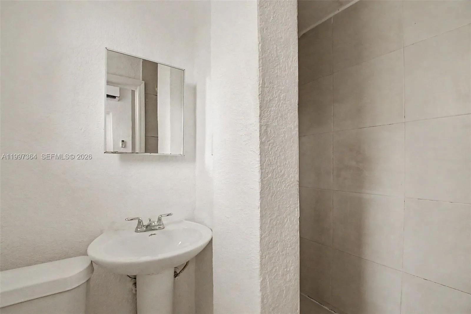 50 Nw 79th St 2, Miami, Florida 33150, Miami, Florida 33150, 1 Bedroom Bedrooms, ,1 BathroomBathrooms,Residential Lease,For Rent,50 Nw 79th St 2, Miami, Florida 33150,A11997364